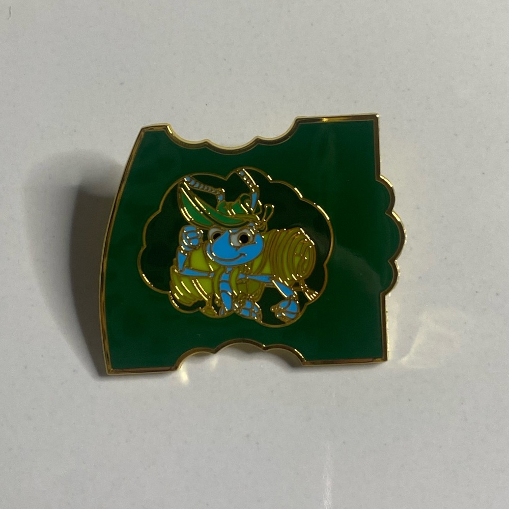 🐜 Disney PIXAR Loungefly Mystery Pin – Flik from A Bug’s Life 🌿